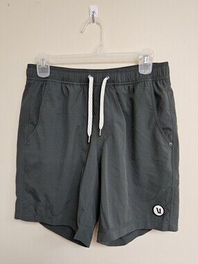 Vuori Kore Everyday Lined Shorts Men's 7" Inseam in Dark Oregano Green size S